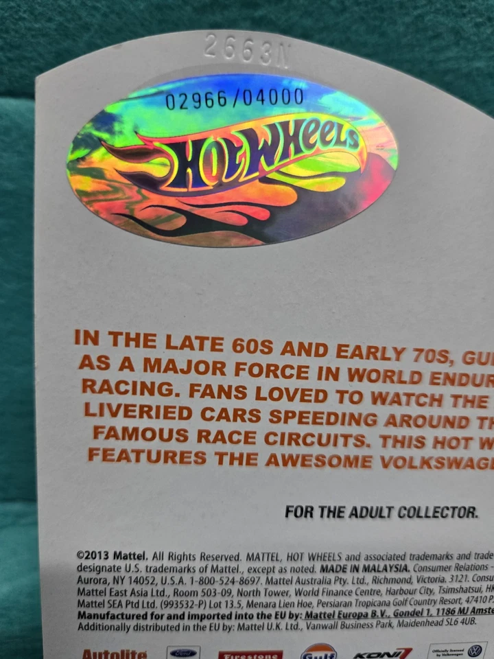 Hot Wheels RLC Gulf Racing Volkswagen Drag Beetle 2966/4000 pilotos reales Foto 3 de 4