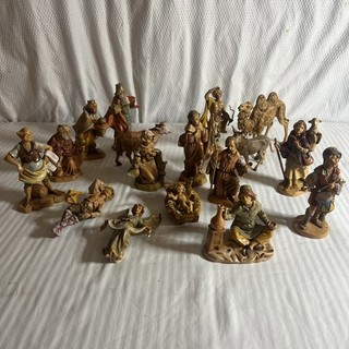 Vintage Fontanini Italy Depose A Lot Of 17 Figures Nativity Set