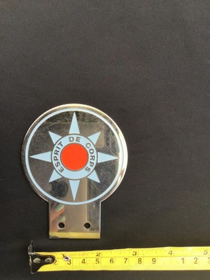 Vintage Esprit De Corps metal and enamel Car Grille Badge/Emblem