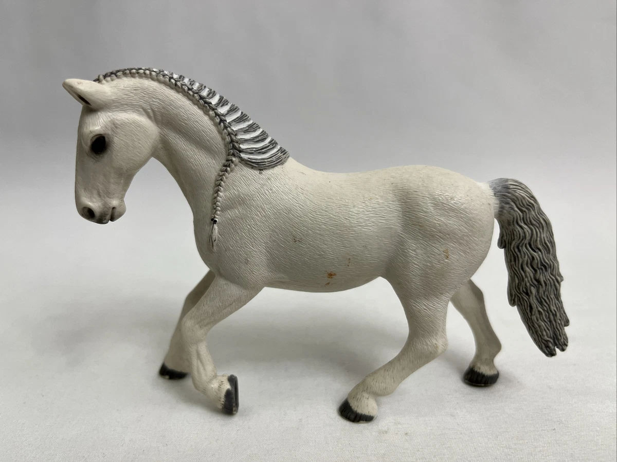 Schleich hotsell lipizzaner mare