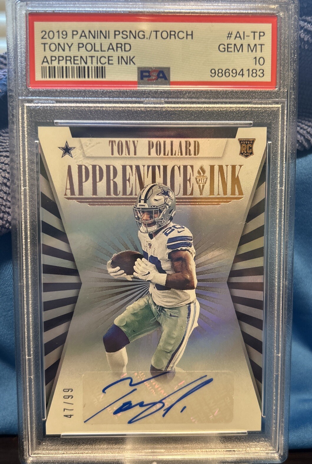 Tony Pollard Panini Passing the Torch Apprentice Ink #AITP Base