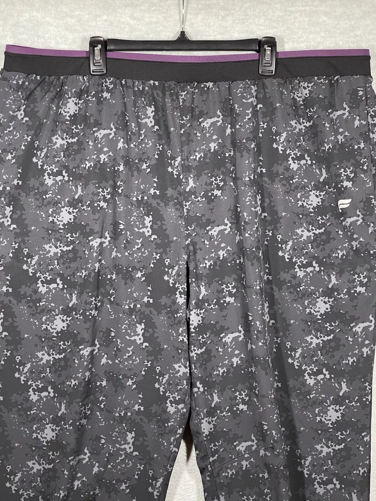 fabletics the fundamental camo lightweight athletic travel pants