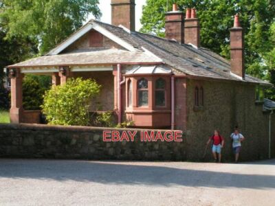 PHOTO  GATE HOUSE IRTON HALL