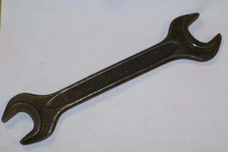 OUTIL ANCIEN - CLÉ PLATE 12/14 Peugeot Frères - SURPANS Bté VANA-LION Longueur: 16cm - Bricolage