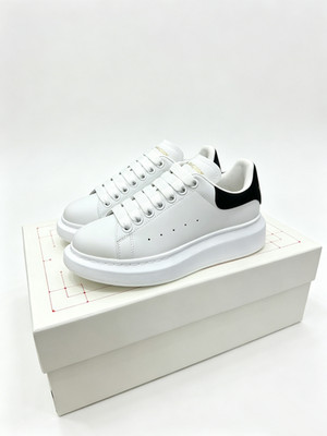 Alexander McQueen Oversized Sneaker White with Black Heel Tab Unisex Casual Shoe