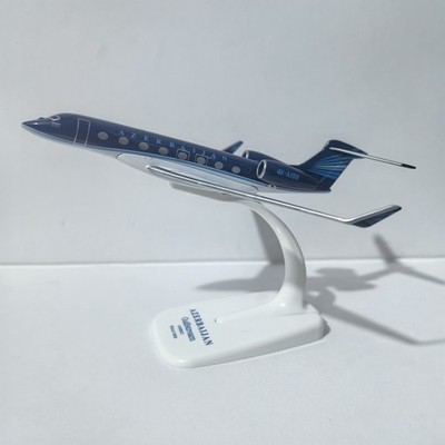 GULFSTREAM 1/200 Airplane Model