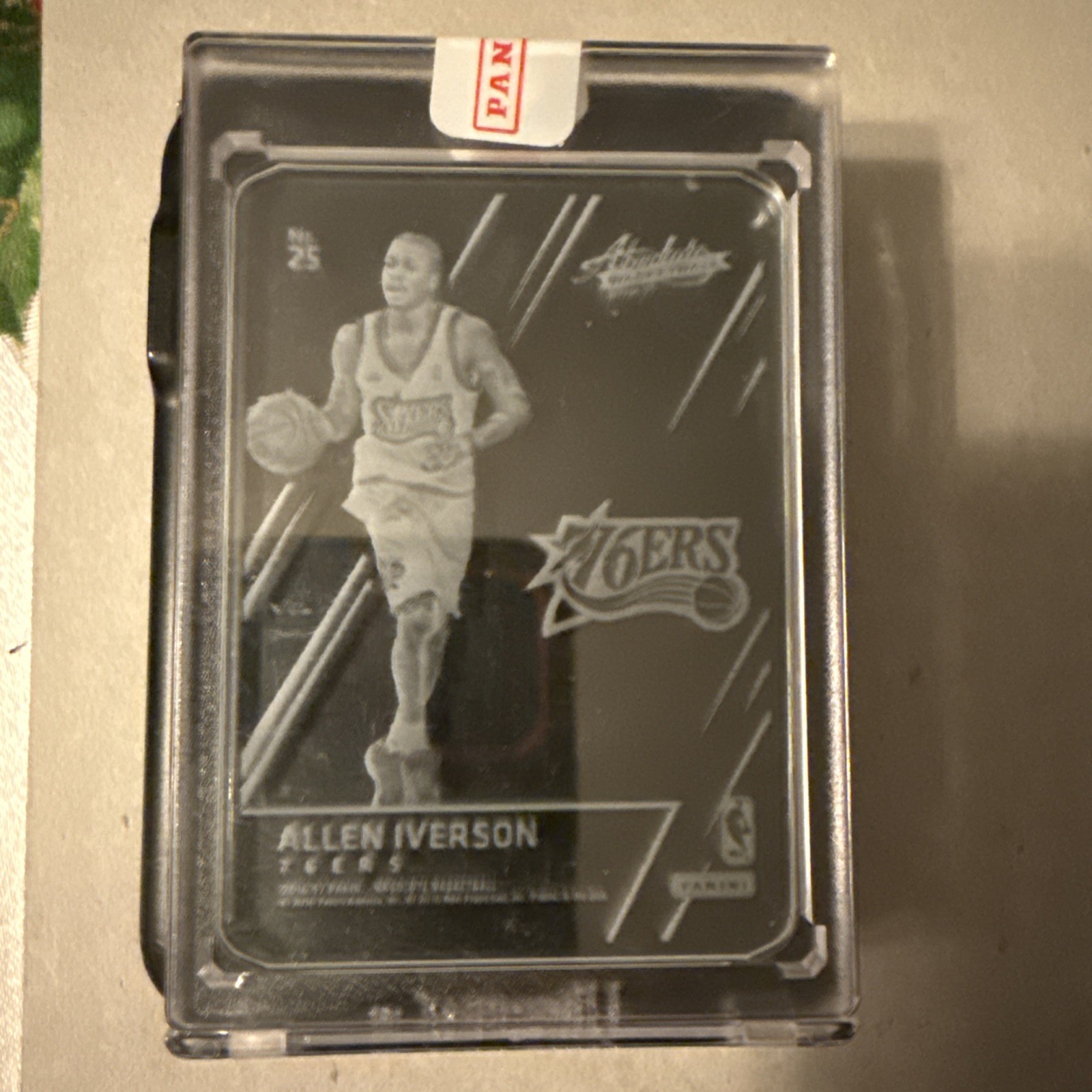 2016-17 Panini Absolute Glass Allen Iverson #25 HOF