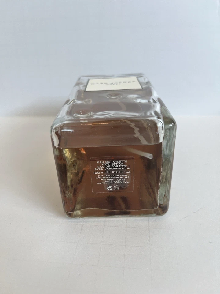 Marc Jacobs Perfume Violeta 10oz Spray Eau de Toilette Spray Retirado Foto 3 de 3