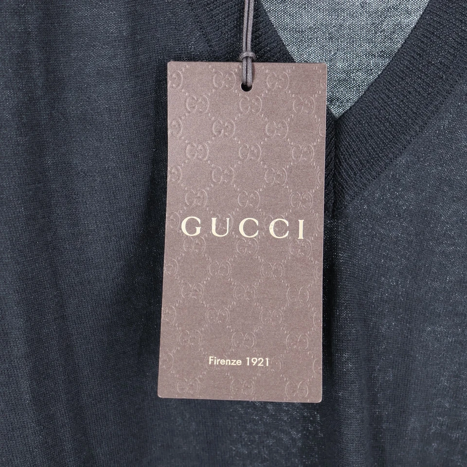 LEER Gucci Jersey Azul Marino Cuello en V Cachemira y Seda 355860 EE. UU. 4/S Foto 2 de 4