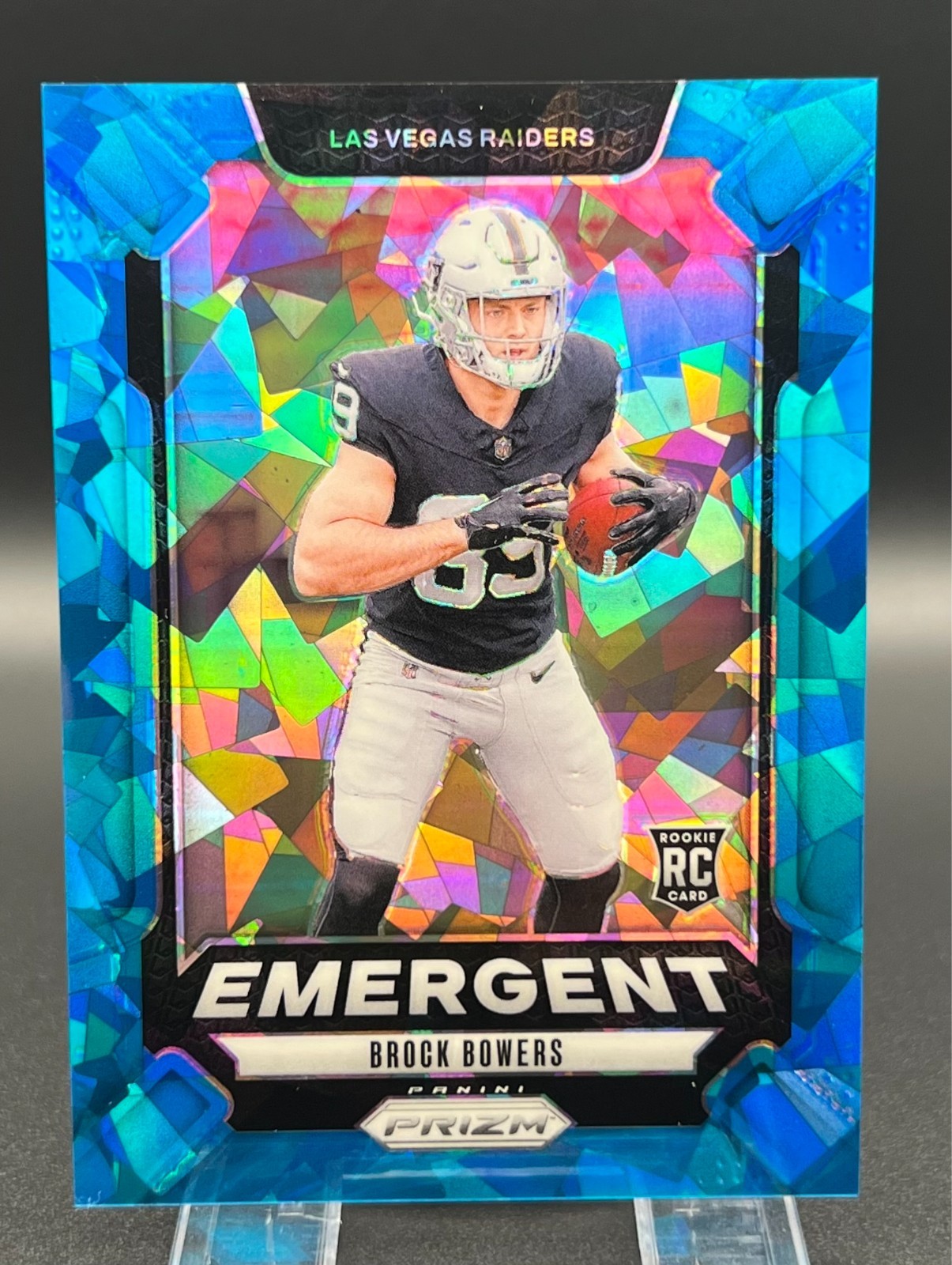 2024 Panini Prizm Brock Bowers Emergent Blue Cracked Ice #'d 54/99 RC