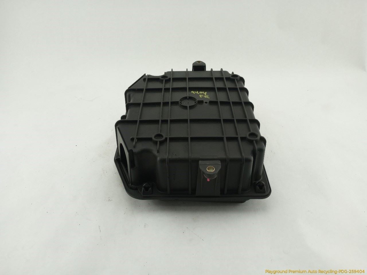 Maserati Quattroporte M139 Engine Fuse Box Case 4.2L V8 8 Cyl Fits 2003-2008 03 