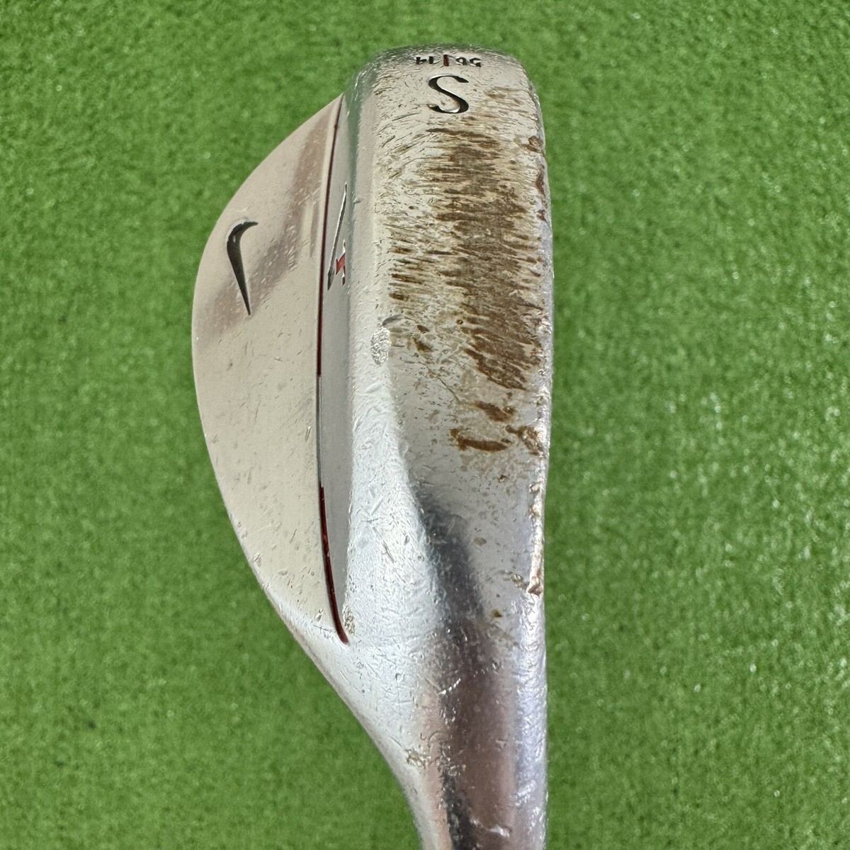 Nike Victory Red VR Forged Chrome Wedge Sand SW 56° 14 Aldila Lobster 120g