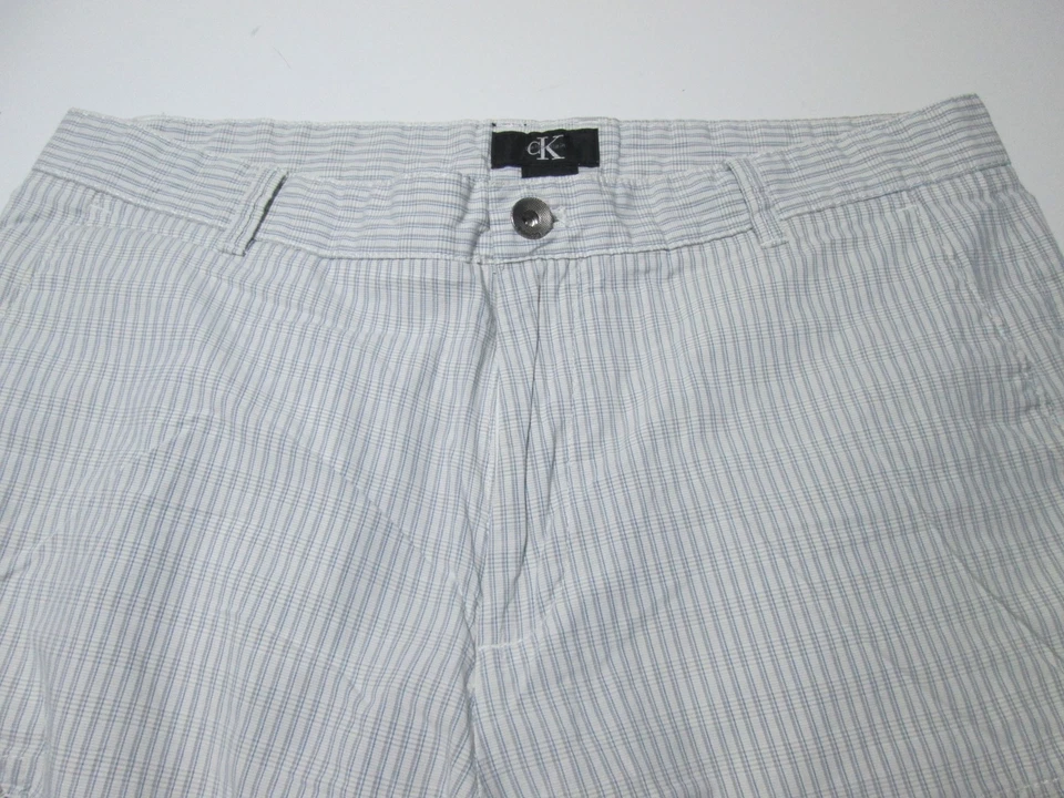 Pantalones Cortos Carga Calvin Klein Para Hombre Talla 34 Gris Claro Bolsillos 100% Algodón Cuadros Foto 3 de 4