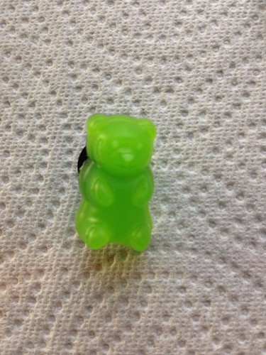 FOOD JIBBITZ FOOD SHOE CHARMS GUMMY BEAR JIBBITZ DONUT JIBBITZ CUPCAKE JIBBITZ - Picture 6 of 6