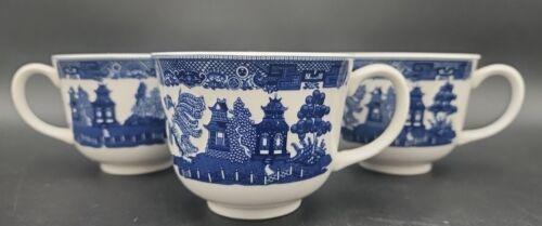 Vintage-Johnson Brothers BLUE WILLOW Cups Made In England Set Of 3 - Picture 1 of 11
