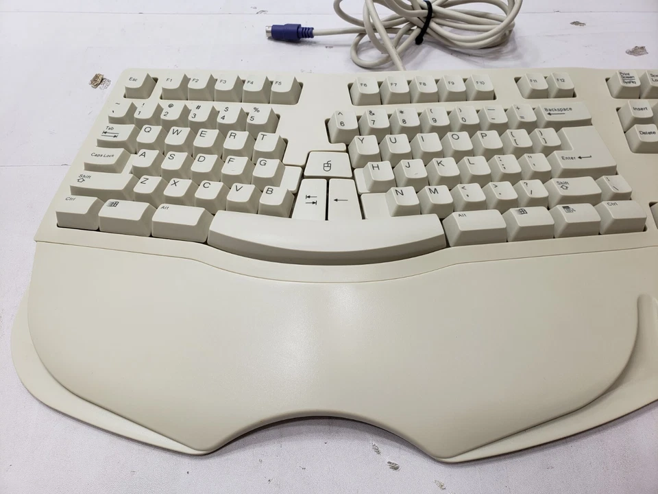 Dell SK-6000 E Ergonomic PS/2 PC Keyboard 6 Pin Connector Untested / For Repair - Image 3 of 4