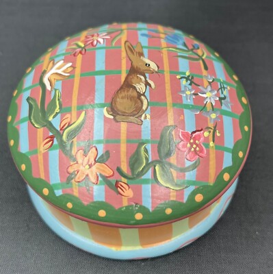 Cottage-core 1997 Wooden Trinket Box Easter Painted Rabbit BUNNY Round w/Lid