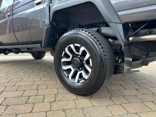 2025 Toyota Land Cruiser GDJ79 D.C ( 2 ON ORDER ) PLEASE INQUIRE - Picture 22 of 24