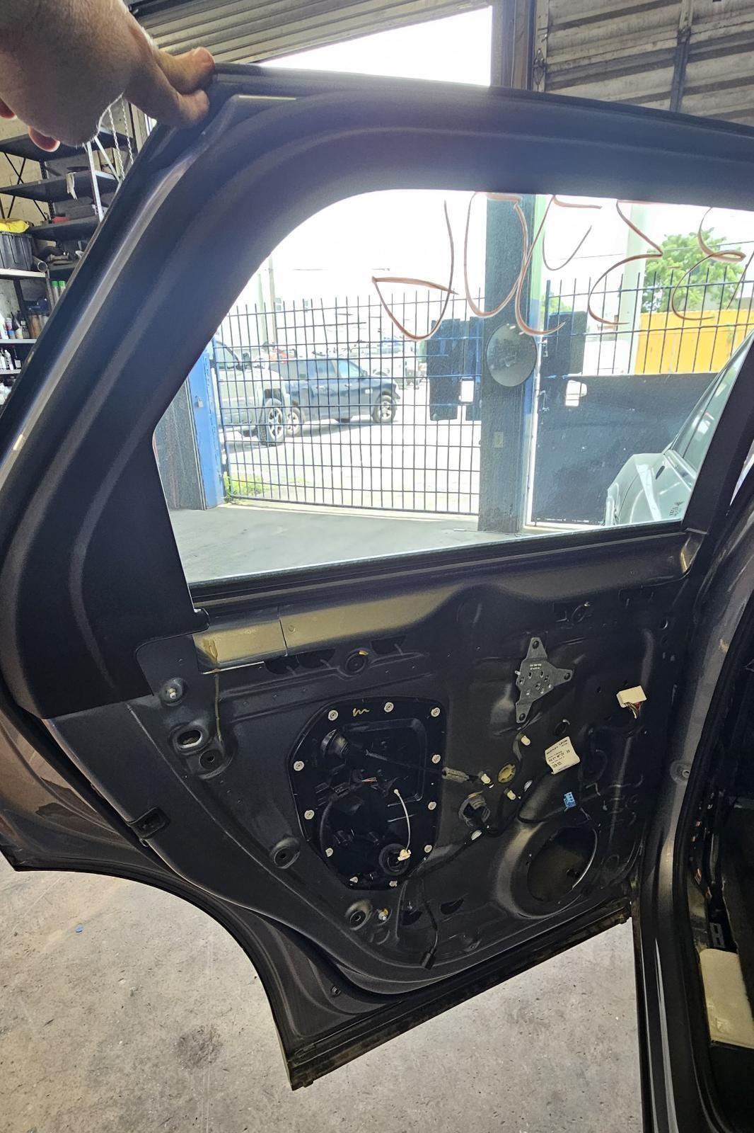 (15-20) Bentley Bentayga Driver Side Rear Door  36A833051A