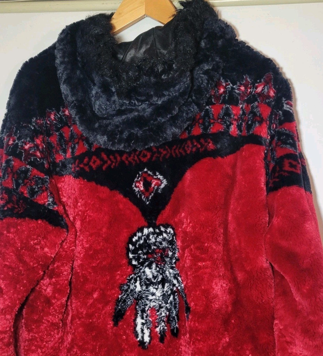 Ameri Mode jacket red soft Size Large Feather pat… - image 9