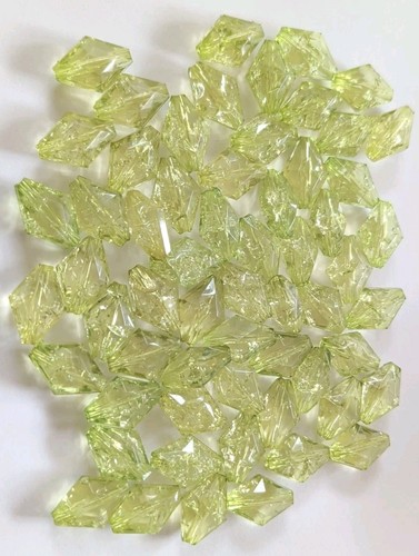 Lot Of 60 Lime Green Crackle Translucent Plastic Besds