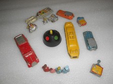 Fahrschule - verschiedene Magnet Figuren + Automodelle 40-/ 50er Jahre