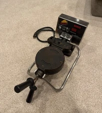 Carbons GOLDEN MALTED RT-P HOTEL COMMERCIAL Belgian Waffle Maker Baker Cast Iron