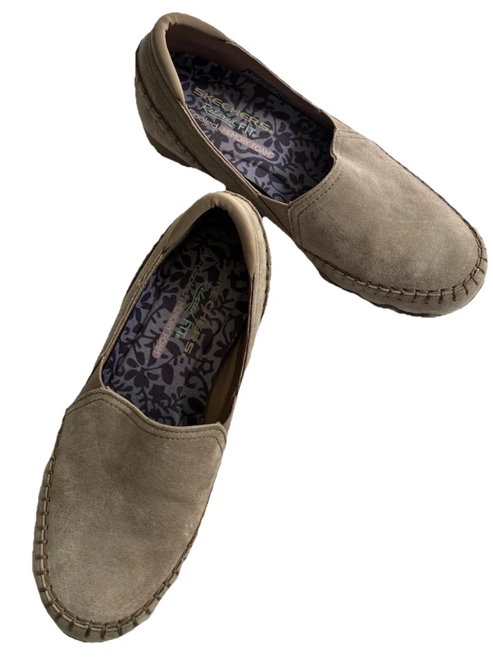 Mocasines Skechers de gamuza mush de espuma viscoelástica ajuste relajado nuevos para mujer talla 7 Foto 2 de 4