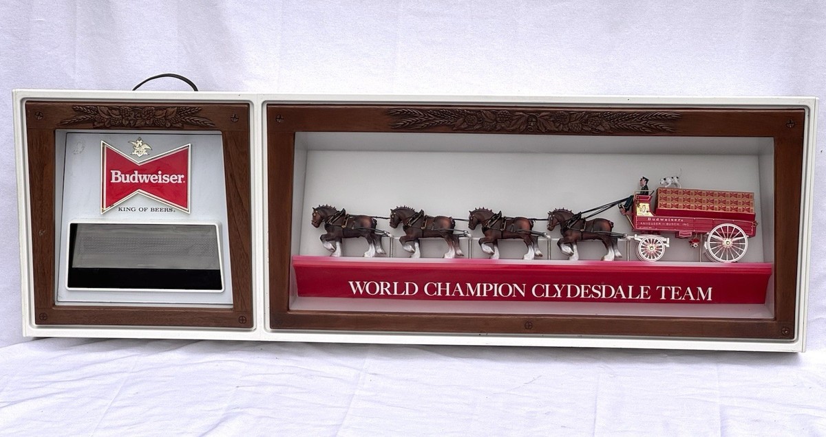 Budweiser Vintage World Champion Clydesdale Hanging Carousel Light