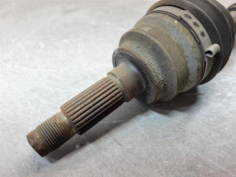 02 2003 Mazda Protege 5 hatchback manual transmisión pasajero derecho eje delantero Foto 2 de 4