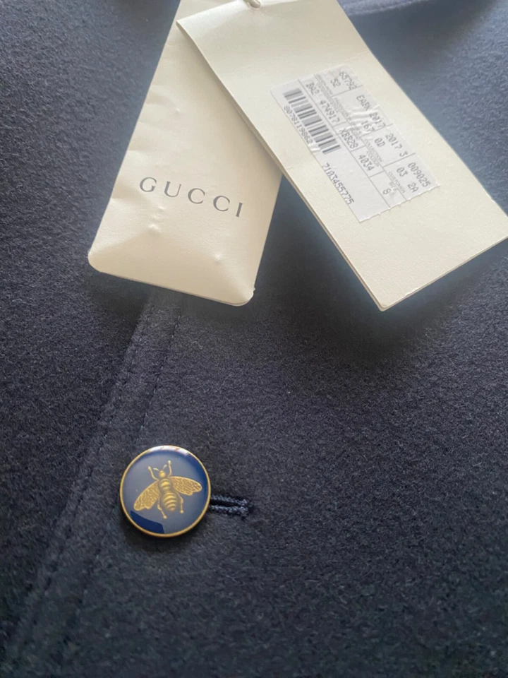 Abrigo Gucci azul marino genuino para niñas Foto 4 de 4