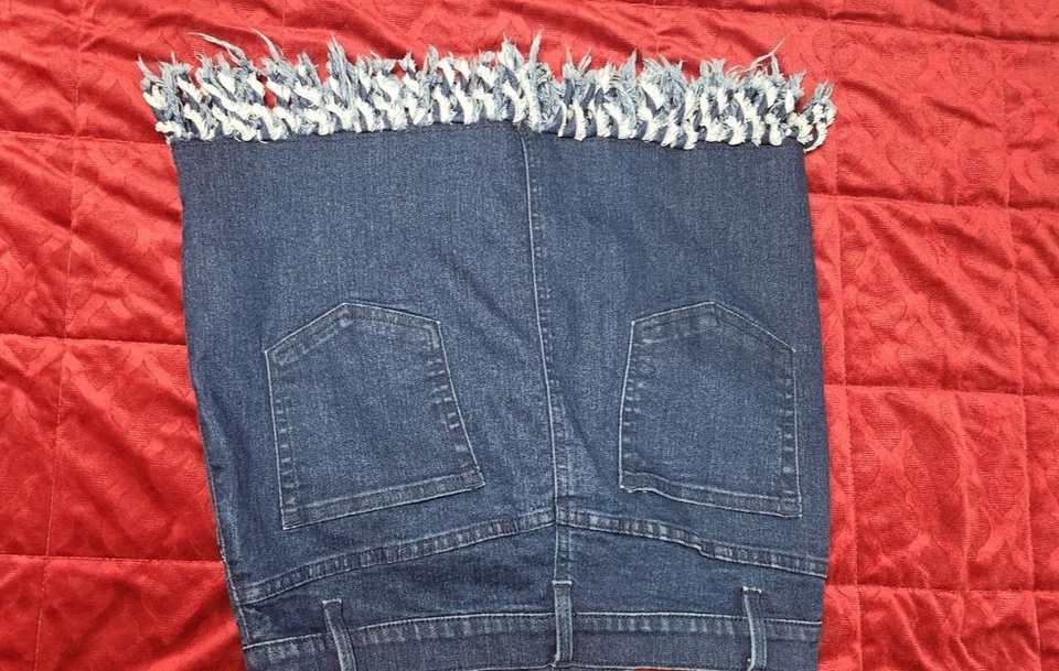 Women’s Distressed Denim Mini Skirt Frayed Hem Shredded Jean Skirt Y2K NWOT - Image 2 of 4