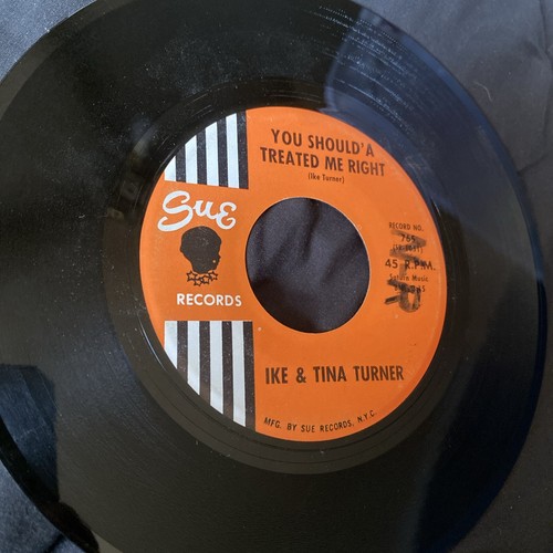 Ike & Tina Turner 45rpm Sleepless/You Should'A Treated Me Right soul R&B - Picture 4 of 5