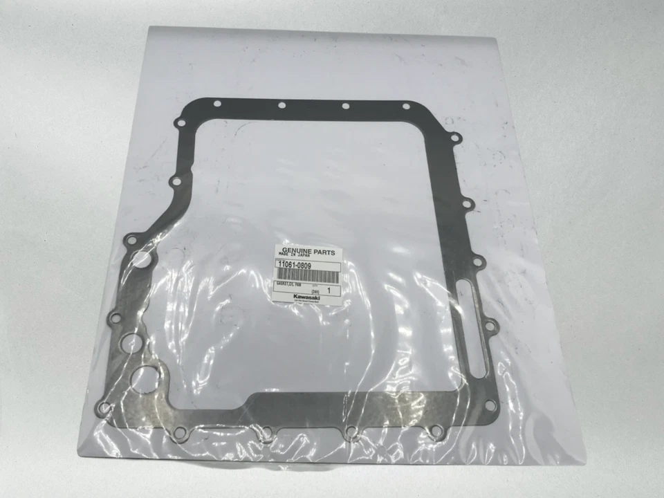 Junta de panela de óleo Kawasaki genuína 2006-24 NINJA ZX-14/14R CONCOURS 14 11061-0809 - Imagem 3 de 4