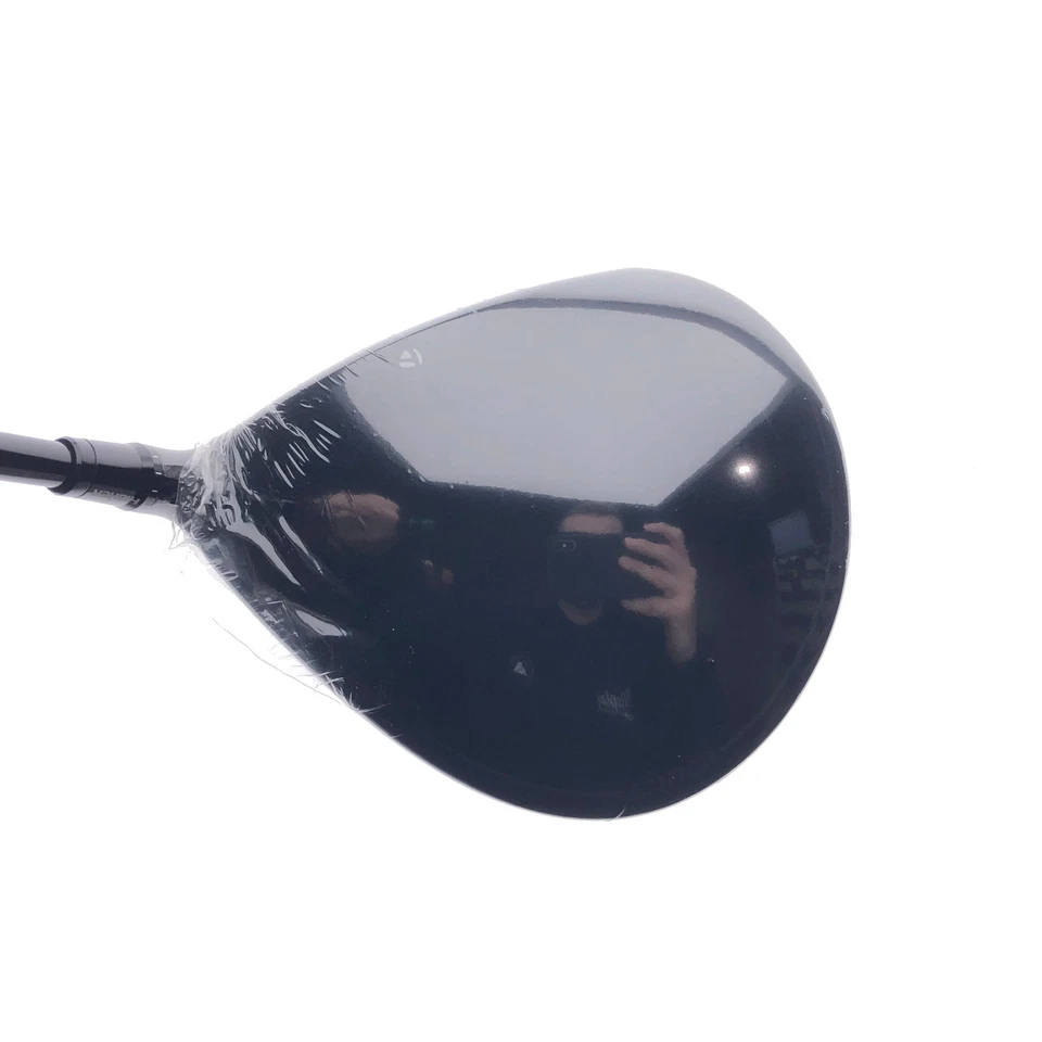NEW TaylorMade Qi10 Driver / 10.5 Degrees / Regular Flex - Image 4 of 4