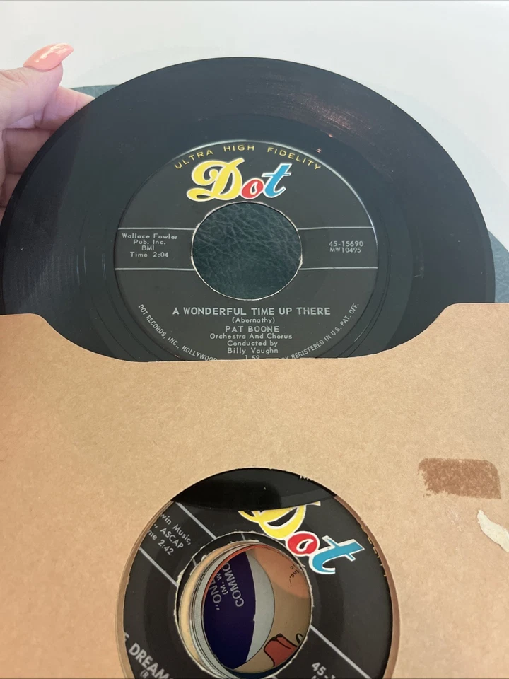 14 Vintage Records 1970’s-Aerosmith, Motown , Bee Gees , Village People, More ! - Image 2 of 4