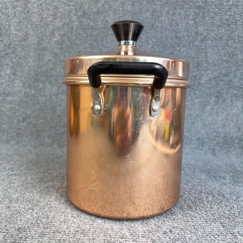 Vintage Orange Anodised Aluminium Dripping Tin 7 inch Sieve Pot Bakelite Handles - Picture 2 of 9