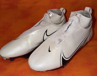 Nike Men's Vapor Edge Pro 360 White/black Football Cleat AO8277-100 size 7