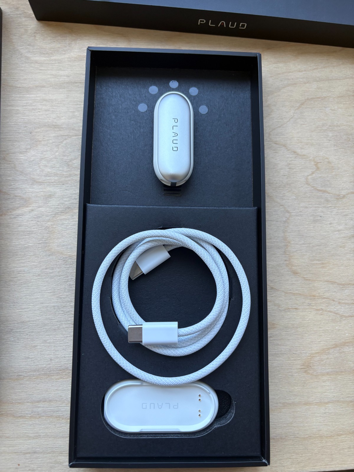 PLAUD NotePin Voice Recorder, App Control, AI Notetaker, Transcribe - 64Gb