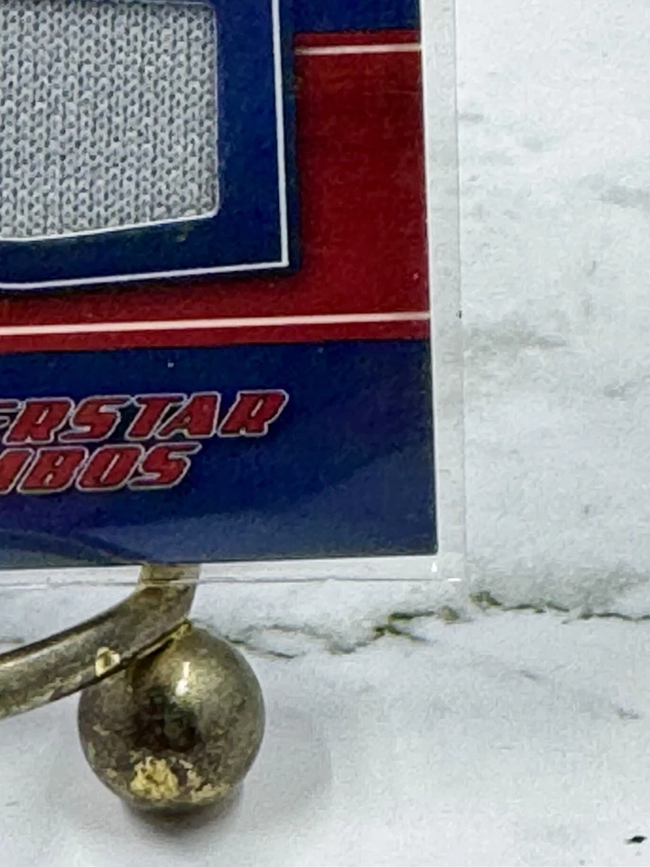 Greg Maddux 2002 Playoff Peice Of The Game 4/250 Juego Usado Bate y Jersey Foto 4 de 4