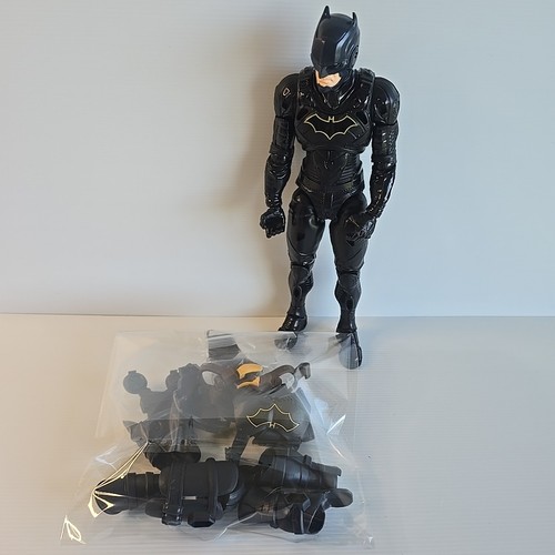 DC Batman Adventurers Action Figure 67809 30cm - Picture 5 of 10