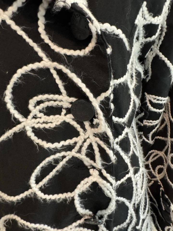 Abrigo Desigual Atípico Wow Negro Blanco Bordado Mezcla Lana Talla 42 (M/L) Foto 3 de 4