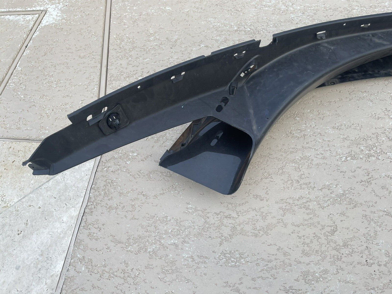 2016-2021 McLaren 570 s Front Lower Center Bumper Spoiler OEM