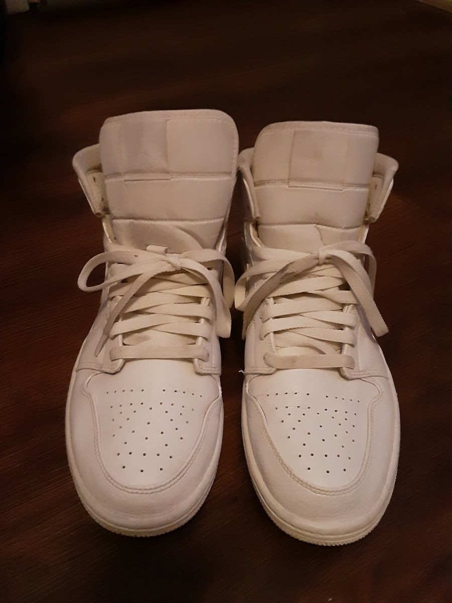 Jordan 1 Mid Triple White (2019) - Size 10.5 ( 554724-129