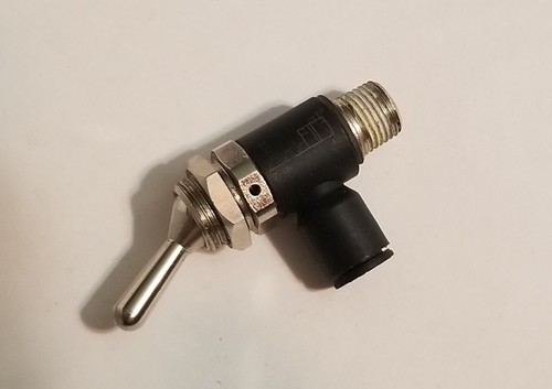 1/4" Tube x 1/8" Male NPT Nylon Manually Operated- 3-Way Venting Valve - Picture 3 of 3