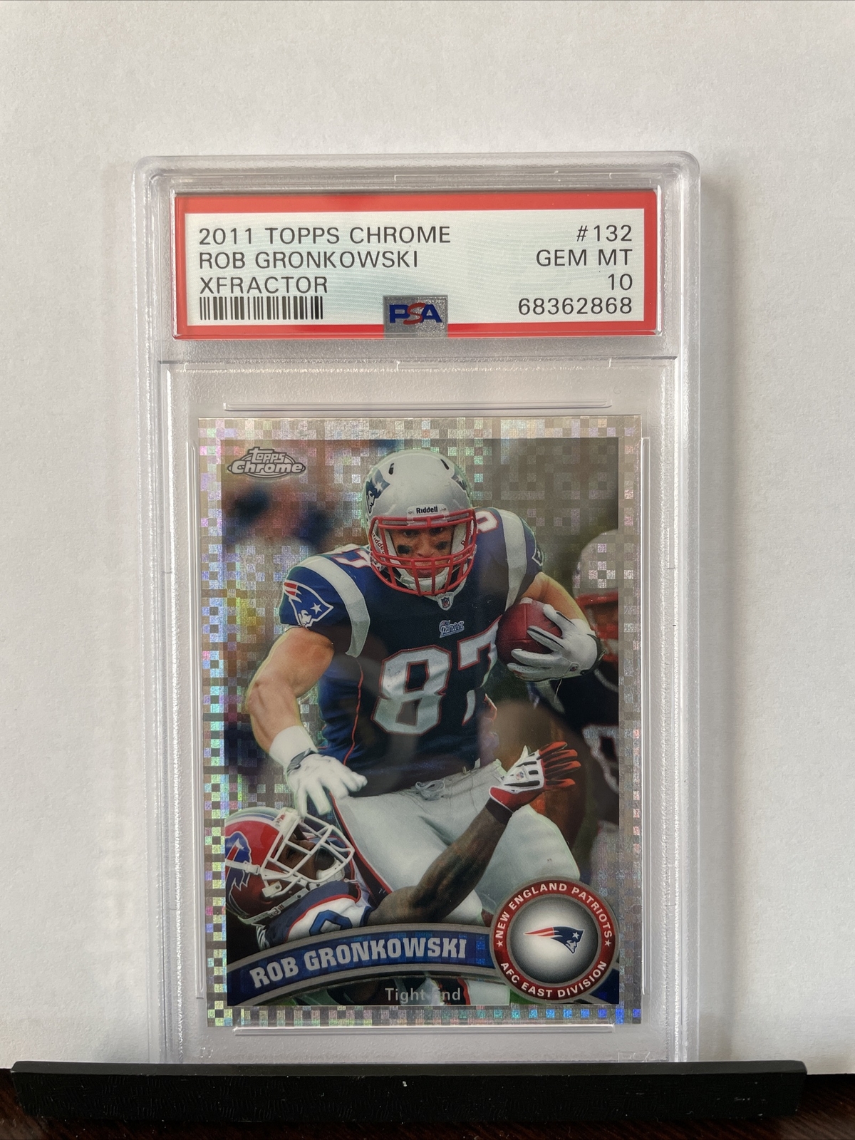 2011 ROB GRONKOWSKI TOPPS CHROME XFRACTOR # 132 PSA 10