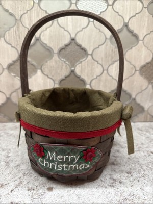 Merry Christmas Wicker Basket 7''x10   With Felt Lined Bows Flower Accent