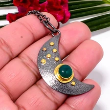 Green Onyx Crescent Moon 925 Sterling Silver Chain Pendant 18-22" Sku10