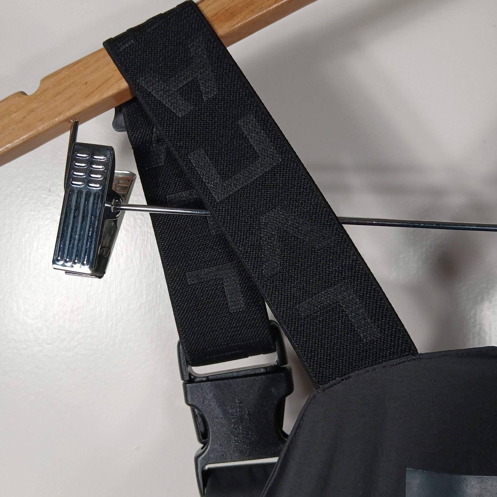 Helly Hansen Tech Performance Bib Mens Small Blac… - image 14