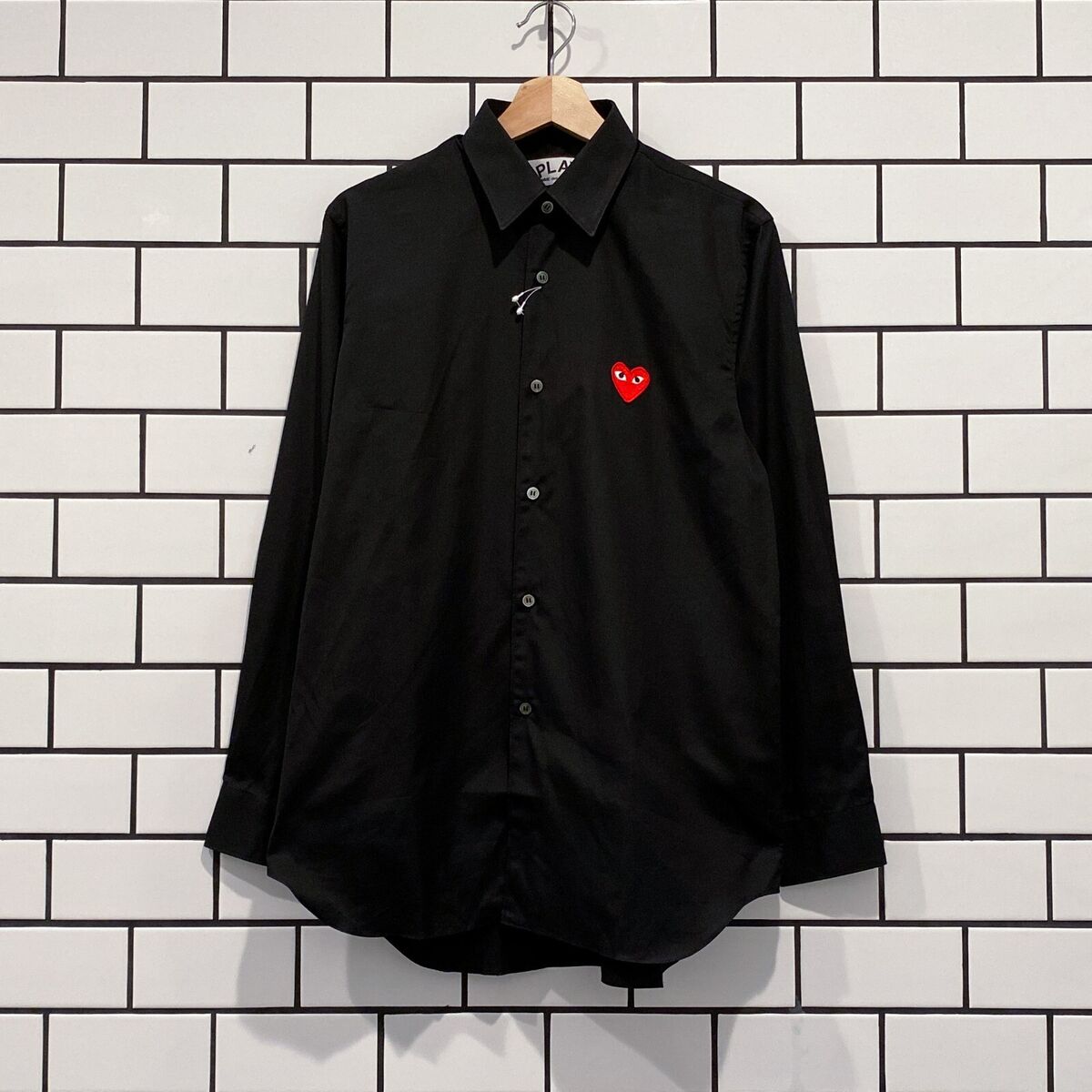 COMME DES GARCONS CDG PLAY RED EMBLEM BUTTON DOWN LS SHIRT COMME DES GARCONS CDG PLAY RED EMBLEM BUTTON DOWN LS SHIRT